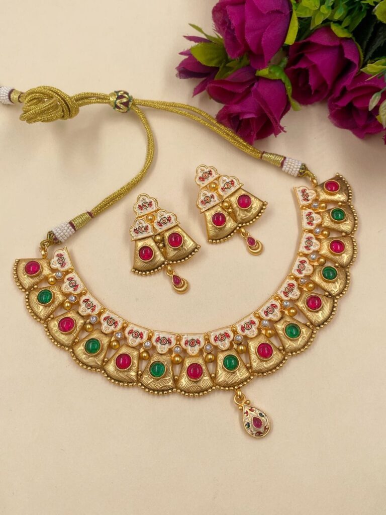 Gold-plated temple necklace set
